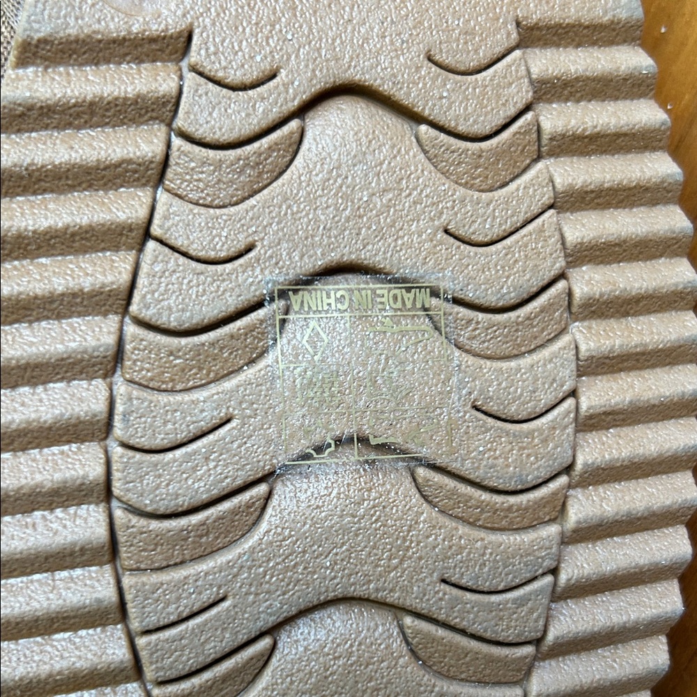 Dream Pairs Tan Ankle Boots - Picture 3 of 7